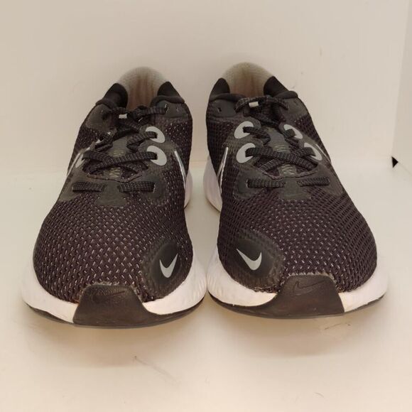 Nike Renew Run Mens Pre-owned Black & Silver Running Sneakers - sz. 9 1/2 main image 7